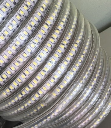 Светодиодная лента 220v IP67 3038smd LED144 14.4W/m 6000k"линза"